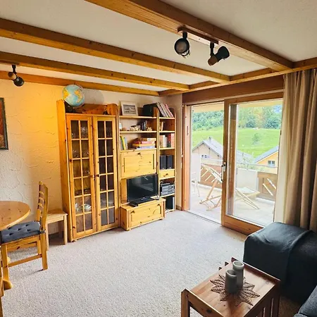 Cozy In With View & Access Apartment