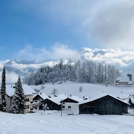 Cozy In With View & Access Appartement *